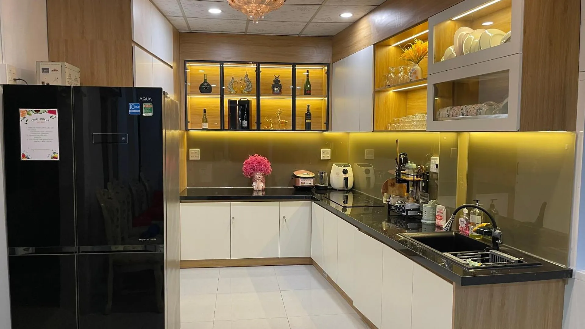 펜션 Green Jungle Homestay - Phu Hop Gia Dinh Tu 10 - 15 Nguoi Lon & 5 Tre Em - Bai Dau Xe O To, San Bbq - Mien Phi Su Dung Dich Vu Ho Boi Cach Homestay 3 Phut Di Bo - 7 Phut Di Bo Den Bien - 5 Phut Den Cho Hai San Phu Thuy 판티엣