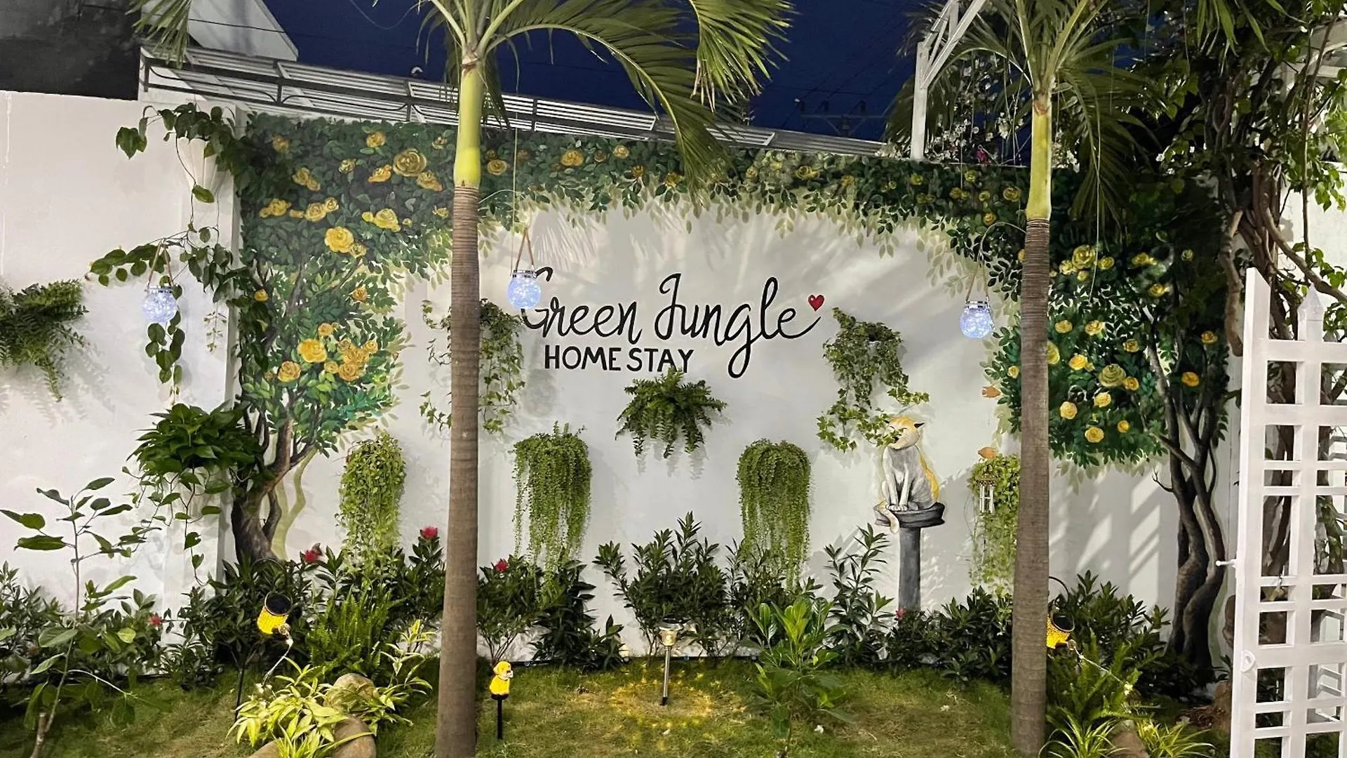 펜션 Green Jungle Homestay - Phu Hop Gia Dinh Tu 10 - 15 Nguoi Lon & 5 Tre Em - Bai Dau Xe O To, San Bbq - Mien Phi Su Dung Dich Vu Ho Boi Cach Homestay 3 Phut Di Bo - 7 Phut Di Bo Den Bien - 5 Phut Den Cho Hai San Phu Thuy 판티엣