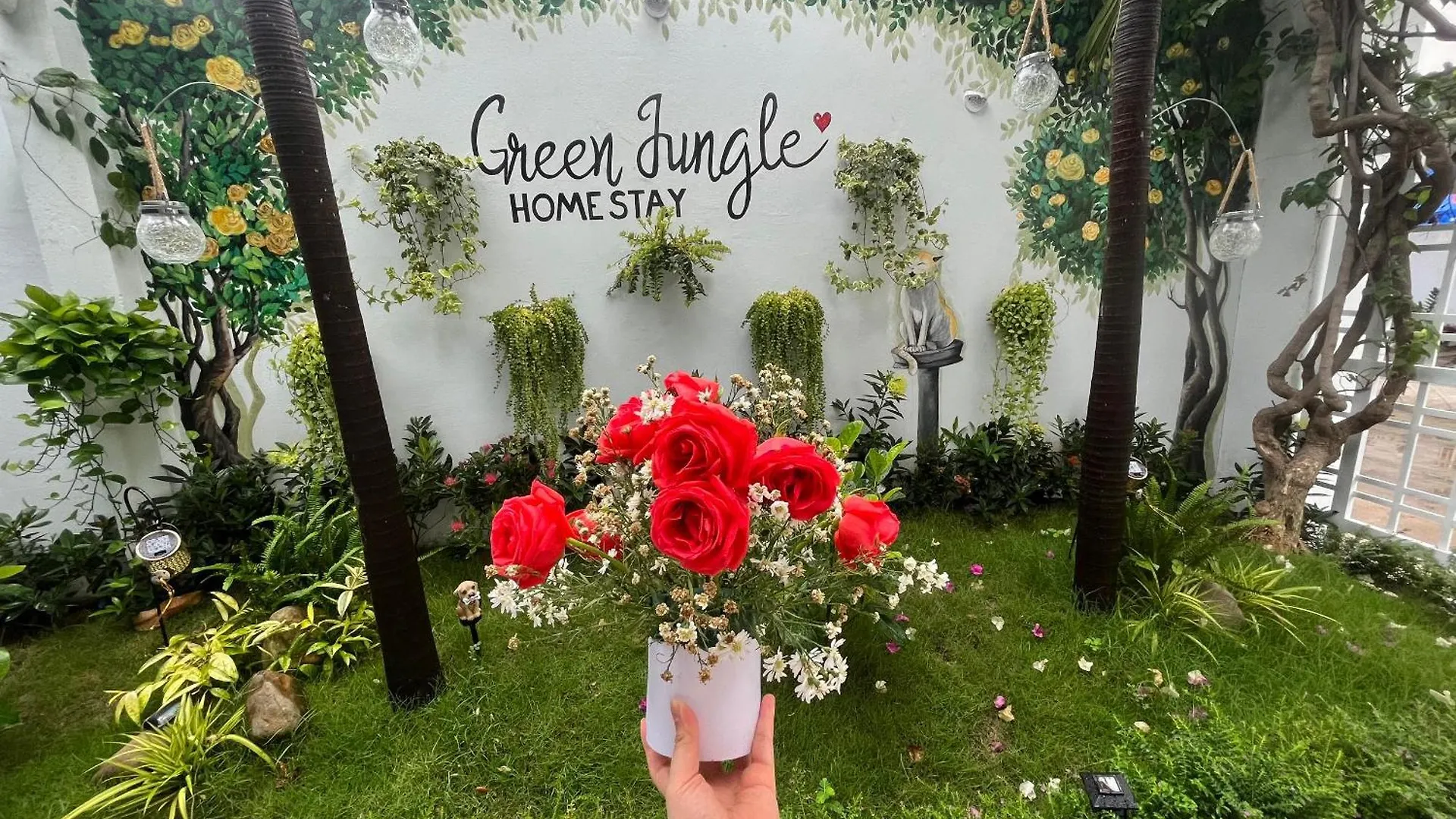 Green Jungle Homestay - Phu Hop Gia Dinh Tu 10 - 15 Nguoi Lon & 5 Tre Em - Bai Dau Xe O To, San Bbq - Mien Phi Su Dung Dich Vu Ho Boi Cach Homestay 3 Phut Di Bo - 7 Phut Di Bo Den Bien - 5 Phut Den Cho Hai San Phu Thuy 판티엣 0*,