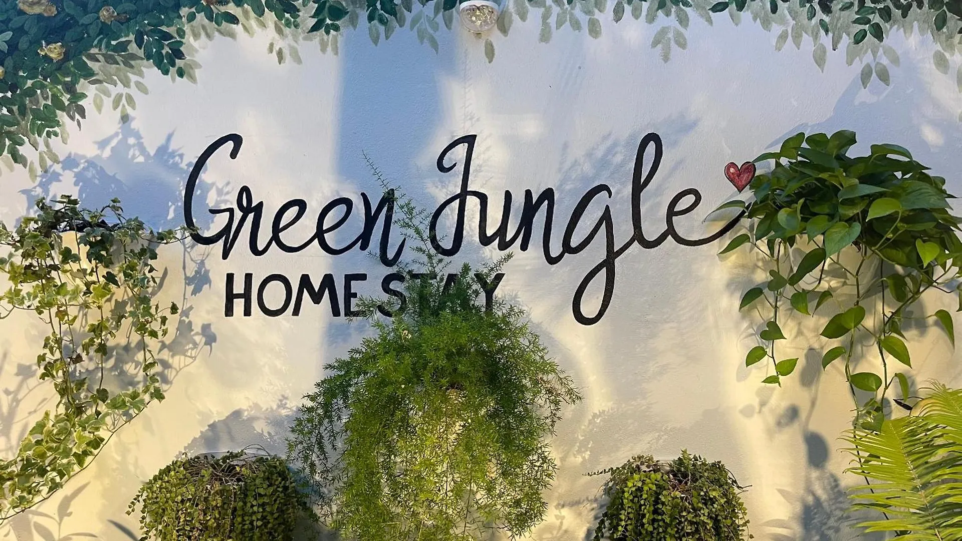 펜션 Green Jungle Homestay - Phu Hop Gia Dinh Tu 10 - 15 Nguoi Lon & 5 Tre Em - Bai Dau Xe O To, San Bbq - Mien Phi Su Dung Dich Vu Ho Boi Cach Homestay 3 Phut Di Bo - 7 Phut Di Bo Den Bien - 5 Phut Den Cho Hai San Phu Thuy 판티엣